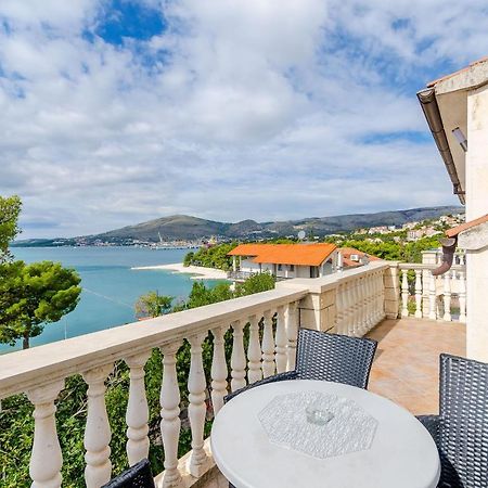 Apartments Marina Trogir Buitenkant foto